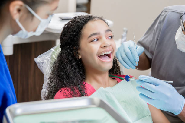 Best Emergency Tooth Extraction  in Shelton, CT